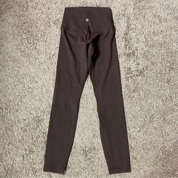 Lululemon aligns espresso brown - Picture 2 of 4